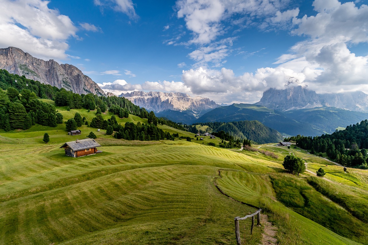 Exploring the Picturesque Villages of Tuscany